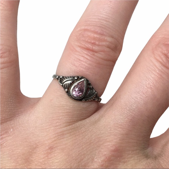 🛑SOLD🛑 Vintage Sterling Tourmaline Ring - Picture 7 of 8